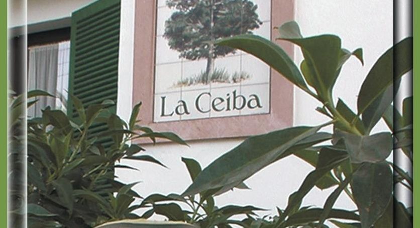 Hostal La Ceiba Cala d'Or  Ngoại thất bức ảnh
